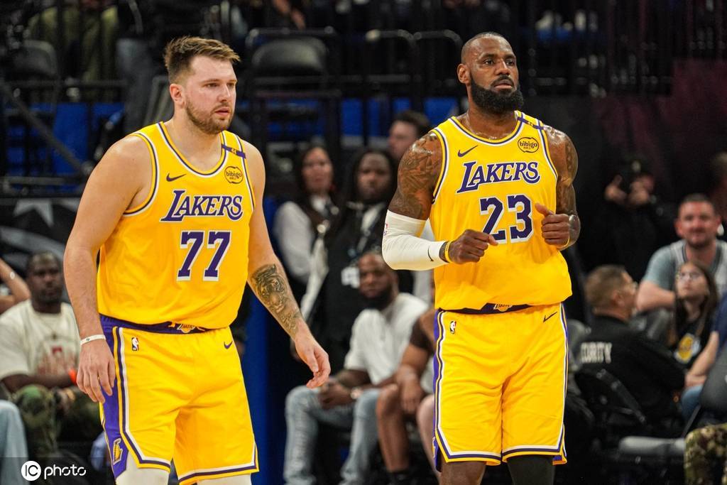 佩林卡:拥有东契奇詹姆斯两巨星 湖人冲击第18冠